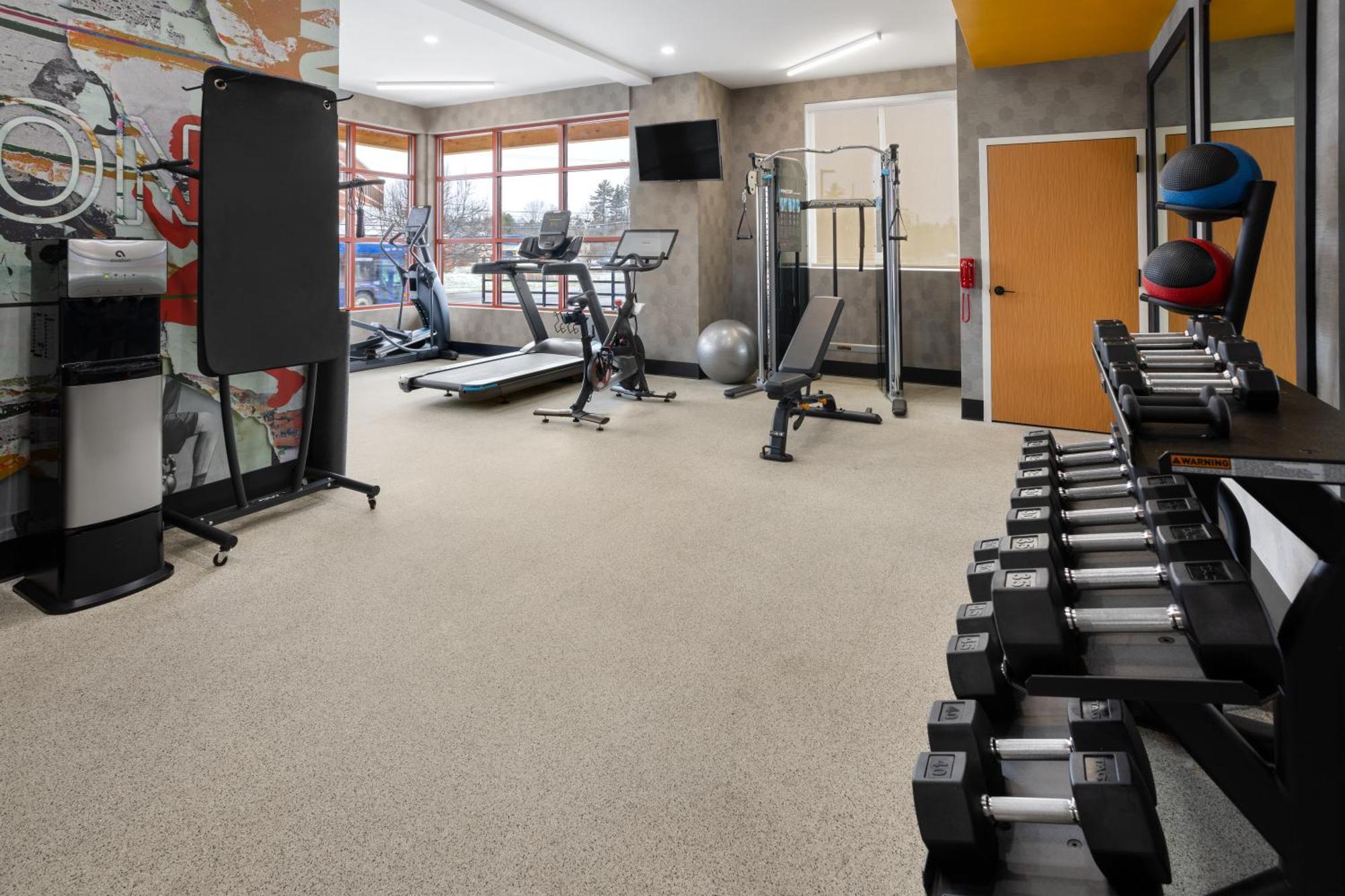 Hawthorn Extended Stay By Wyndham Williston Burlington Exteriör bild